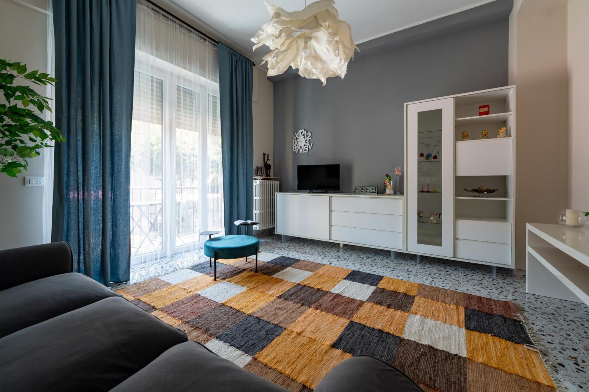 L'Affaccio Sulla Piazza Apartment Авецано Екстериор снимка